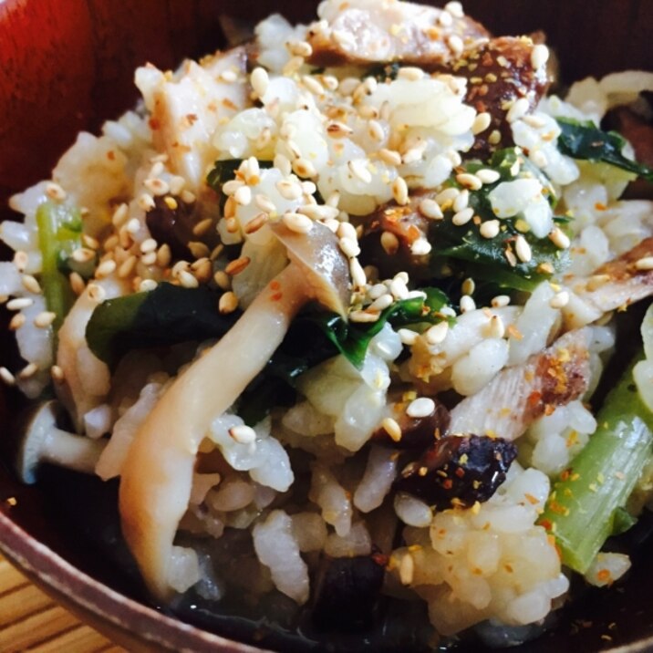 リメイク!わかめとしいたけの味噌汁雑炊